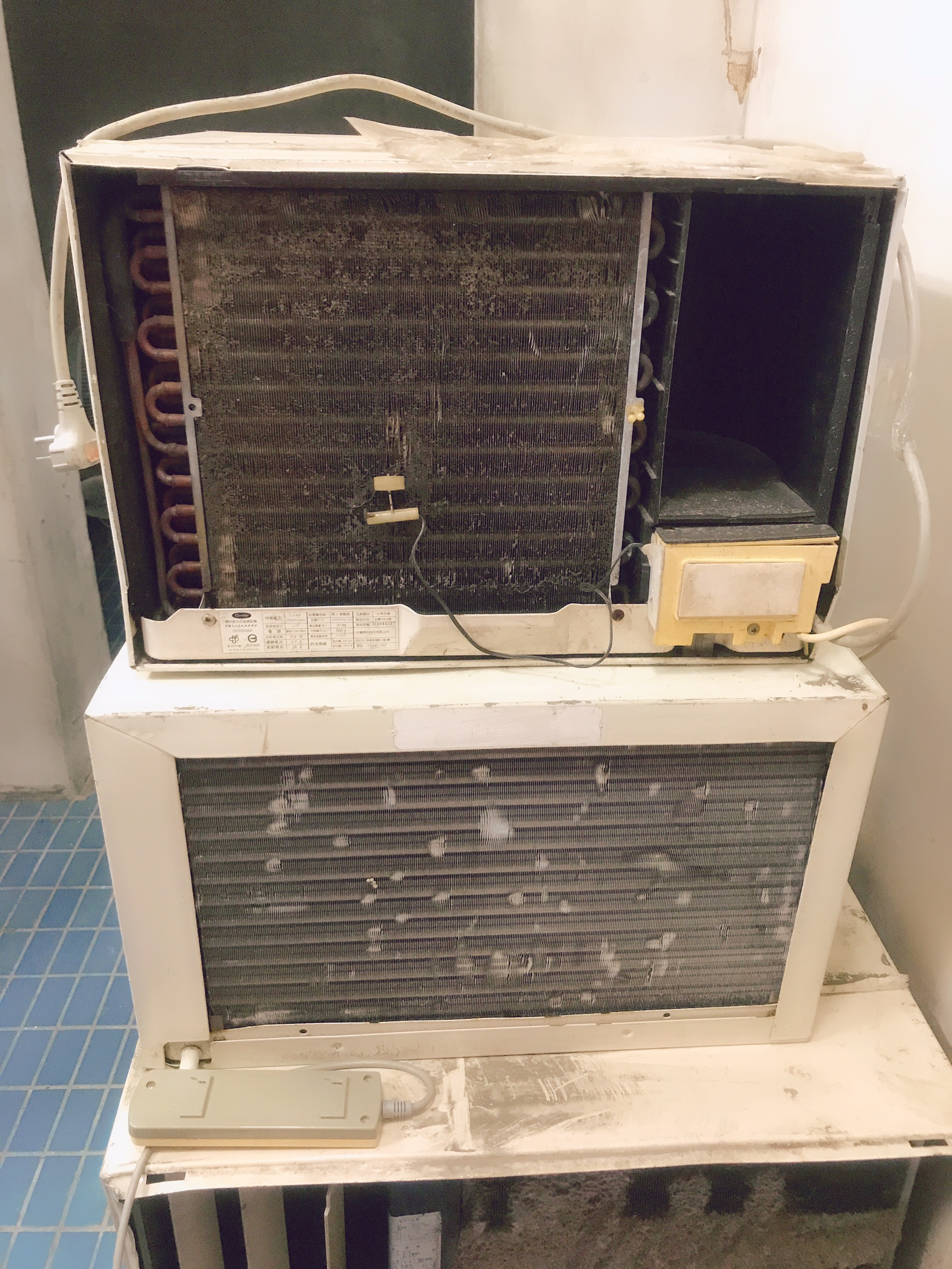 (二手舊款)窗型冷氣1